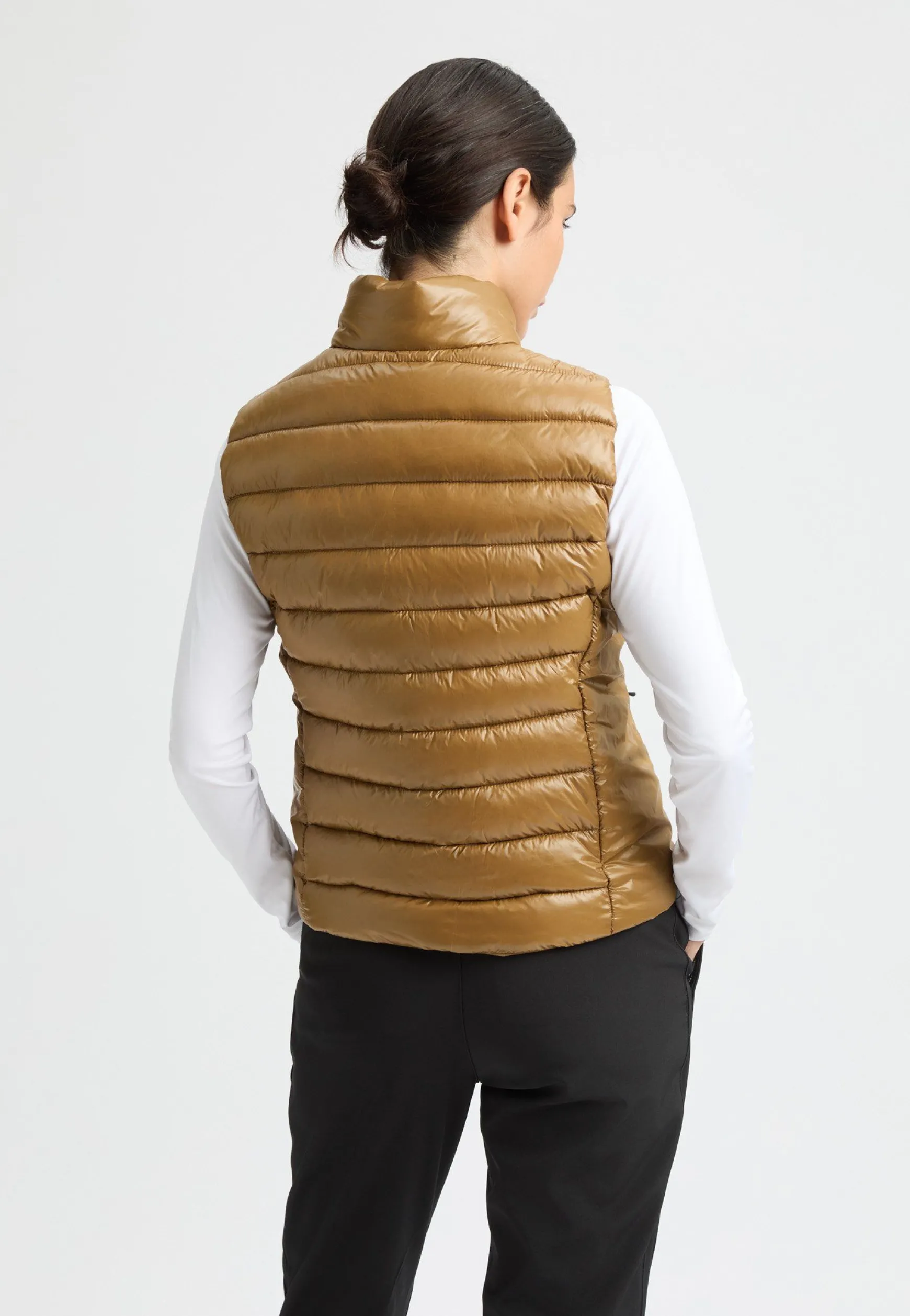 airlite_golf_padded_vest__1-2.webp Airlite Golf Padded Vest, -Röhnisch Sale