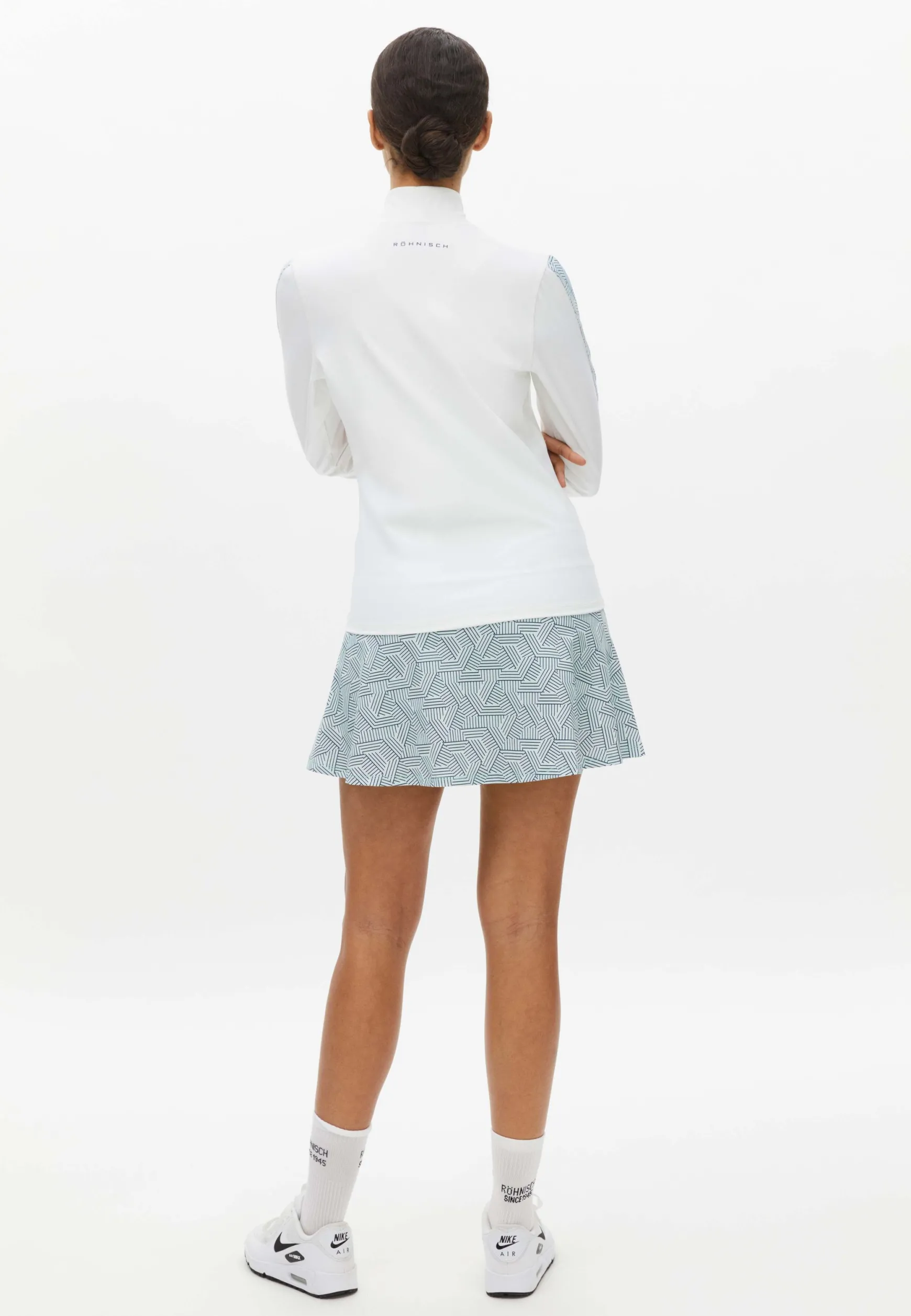 frida_cardigan_white_3.webp Frida Cardigan, -Röhnisch Online