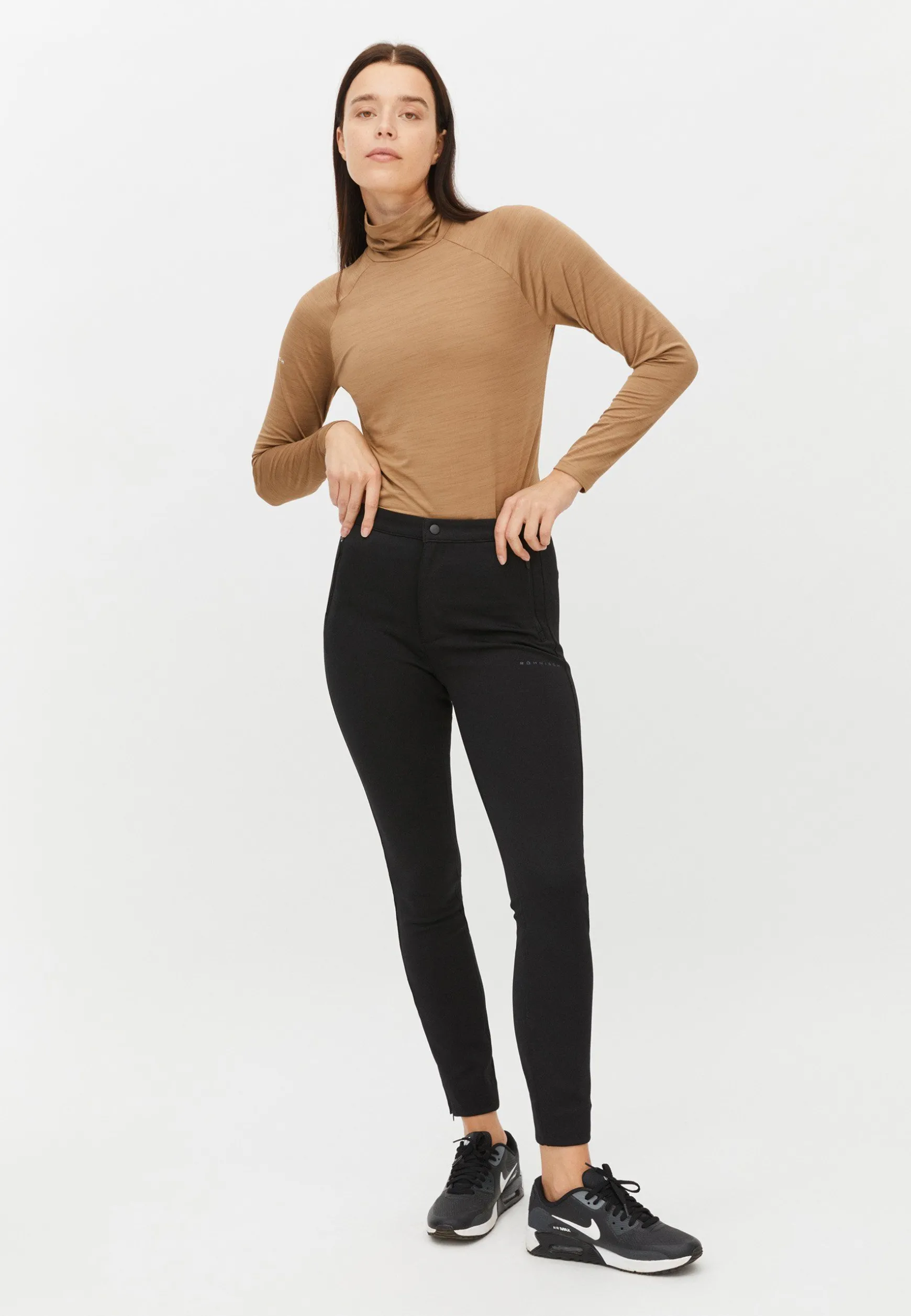 hailey_polo_nougat_1.webp Hailey Polo, -Röhnisch Hot
