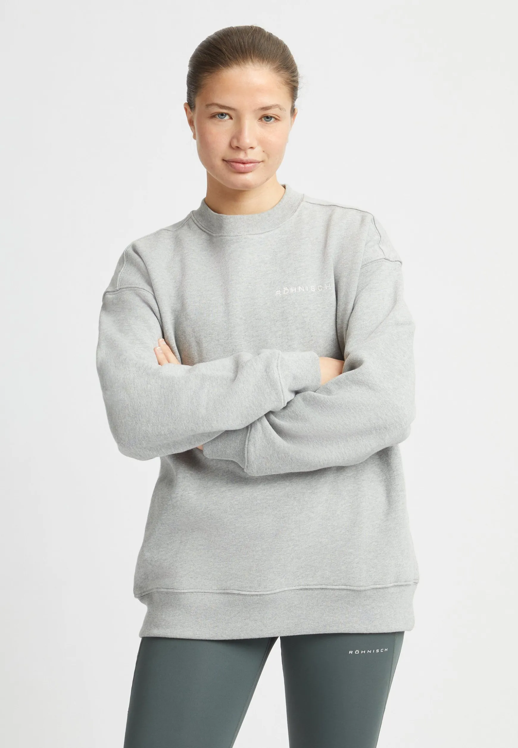 iconic_sweatshirt_grey_me_7.webp Iconic Sweatshirt, -Röhnisch Store