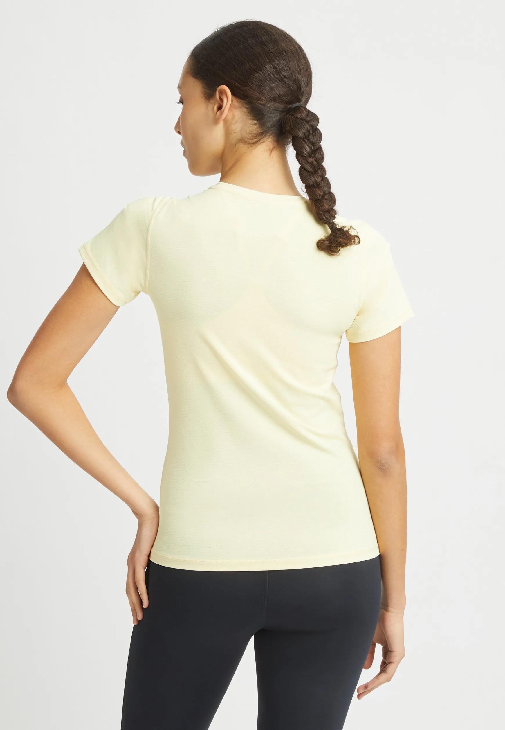 jacquard_tee_double_cream_0.webp Jacquard Tee, -Röhnisch New